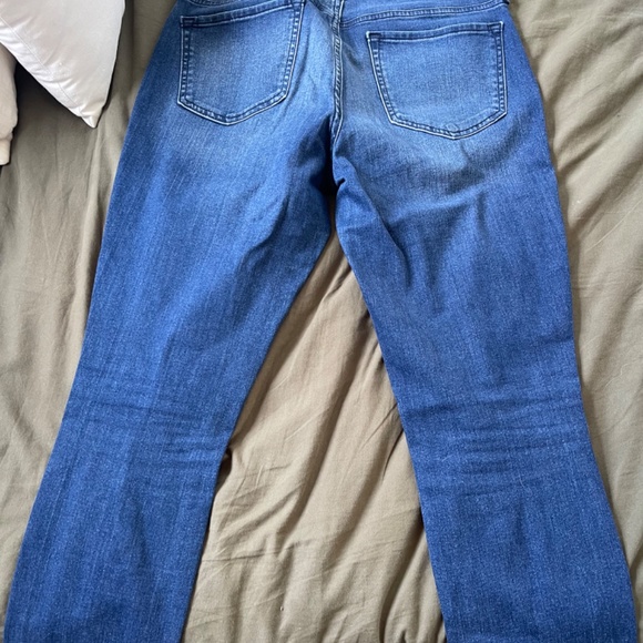 Old Navy The Rockstar Mid-rise Jean - Picture 2 of 3